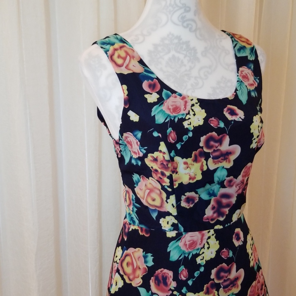Charlotte Russe skater dress - Picture 3 of 7